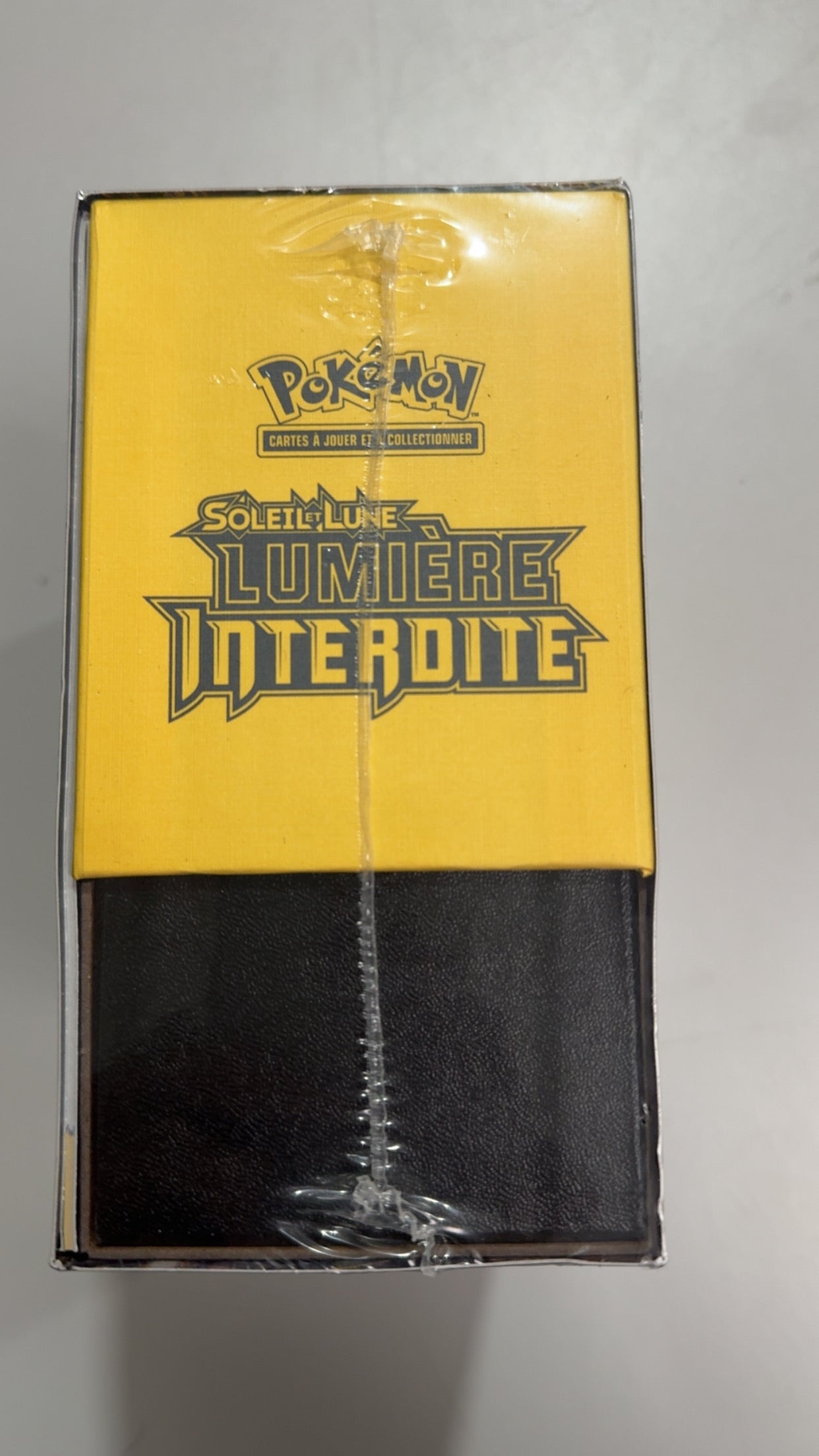[SCELLE] Elite Trainer Box SL06 - Lumière Interdite [FR]