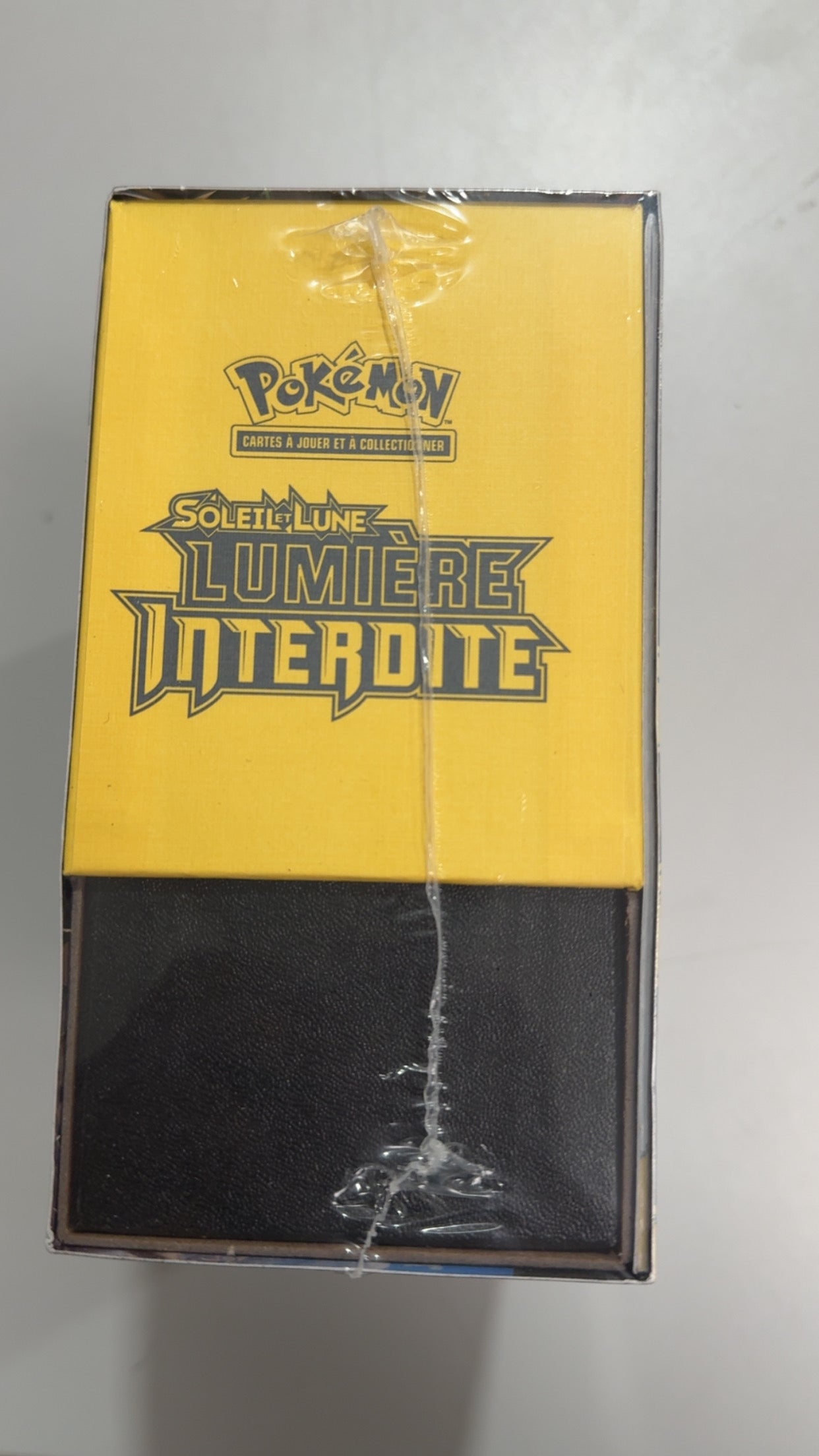 [SCELLE] Elite Trainer Box SL06 - Lumière Interdite [FR]